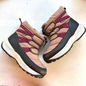 Lands End Women’s Squall Winter Boots Size 7.5